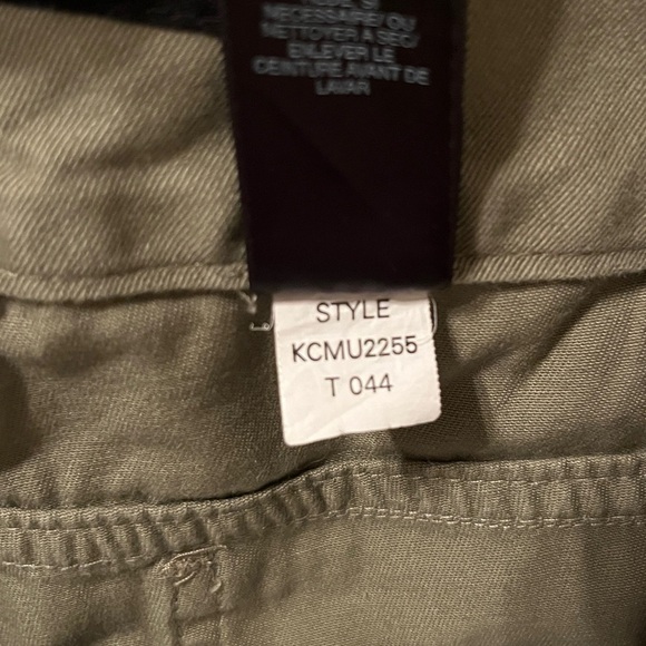 DKNY Jeans Olive Green Cropped Frayed Hem Size 8 - Picture 9 of 10